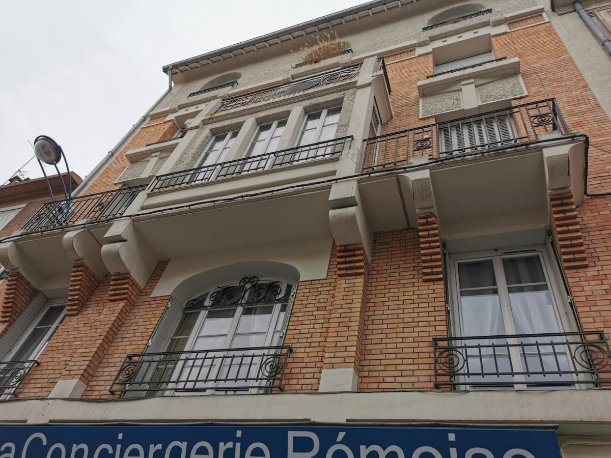 Chez Camille Apartment Reims Bagian luar foto